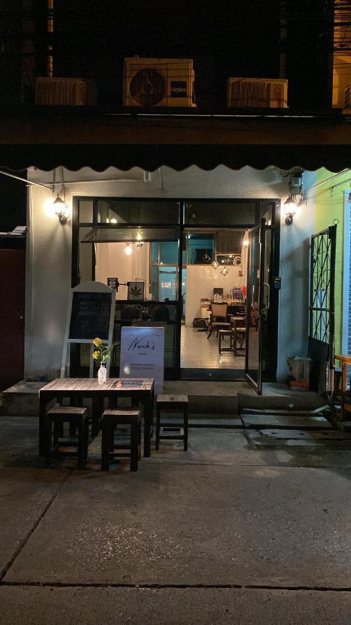 Norch'S Hostel Bangkok Exterior photo